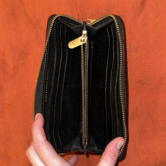 Marc Jacobs black wallet - Picture 6 of 8